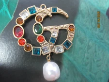 GUCCI   ZIPPER PULL CHARM   GOLD tone metal , CRYSTALS 1.5x1.75 ''