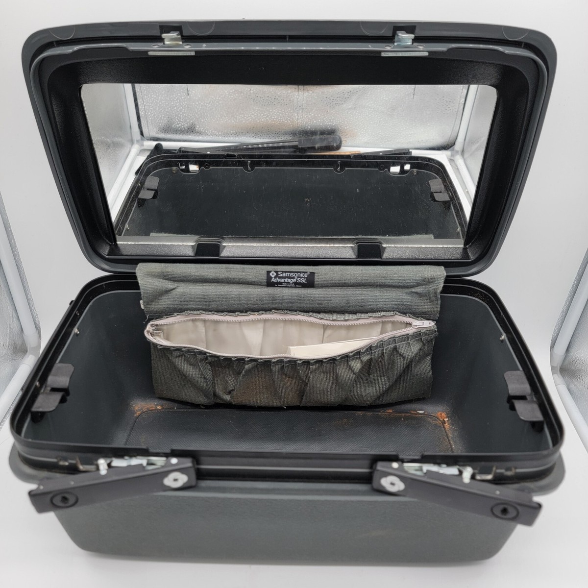 Vintage Samsonite Advantage SSL Carry On Cosmetic Makeup Case Grey