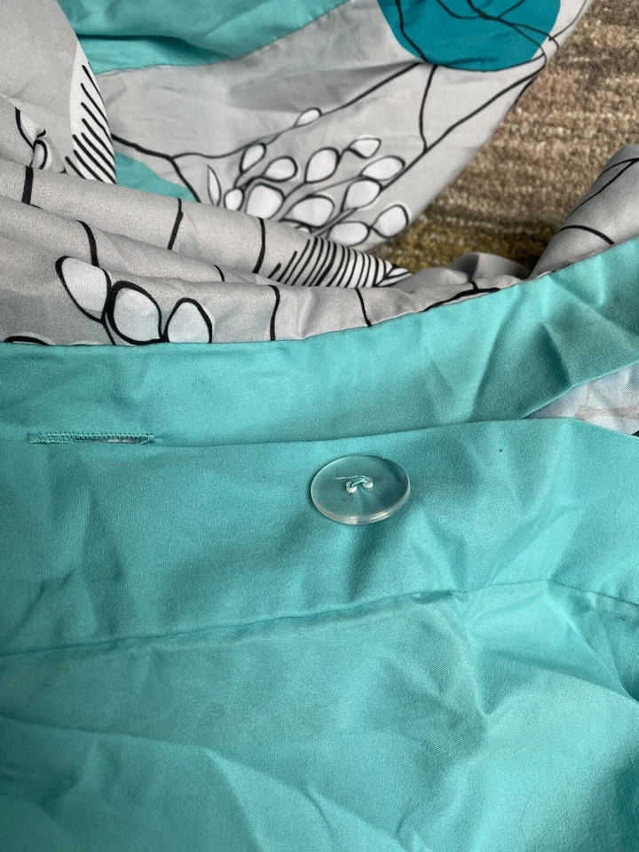 Funda nórdica para cama botánica brillante Room Essentials con defecto Foto 4 de 4