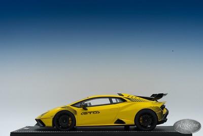 自動車 Lamborghini RUNNER 1:18 huracan STO Runner Lamborghini Huracan STO Novitec! • DiecastSociety.com