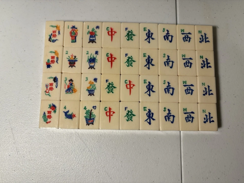 New Vintage Mid Century Mahjong Bamboo Tile Set Complete W/Betting Sticks, Dice - Image 3 of 4