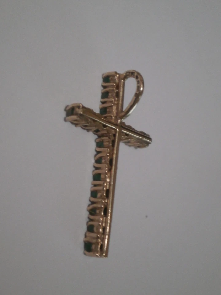 Emerald Natural Stone 9kt Gold Vintage Cross Pendant 1.5 Inches Long Marked - Image 4 of 4
