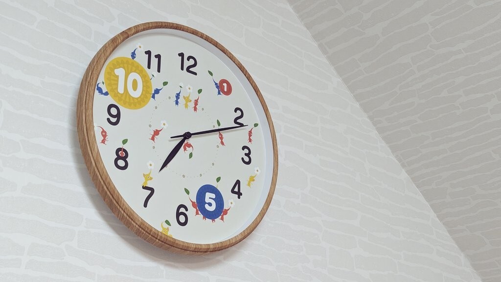 Nintendo PIKMIN Wall Clock Nintendo Store Limited 33 x 5.6cm