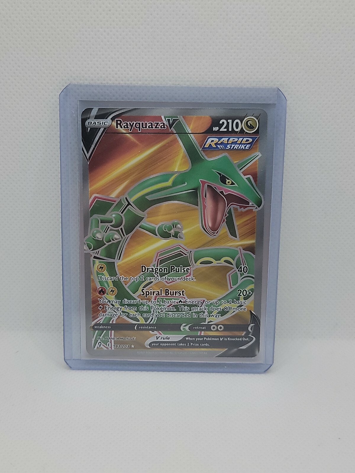Rayquaza V 193/203 Full Art Ultra Rare Evolving Skies Pokemon Card - NM/M