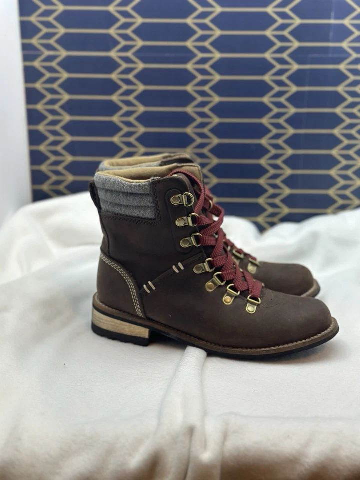 Bota de Senderismo Gorpcore Kodiak Para Mujer Encaje Rojo Talla 5 -Cuero -Impermeable -Estelar Foto 3 de 4