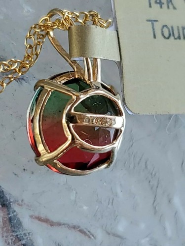 Tourmaline Labcreated Round Cut Pendant 14kt Solid Yellow Gold - Picture 11 of 12