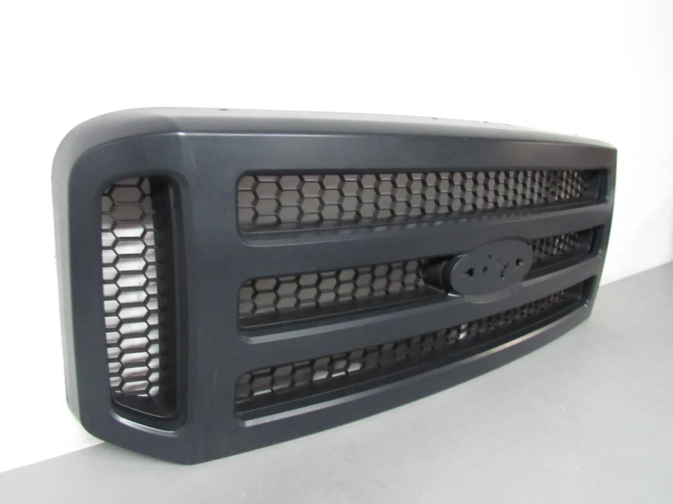 2005 2007 FORD F250 F350 FRONT GRILLE - Image 3 of 4