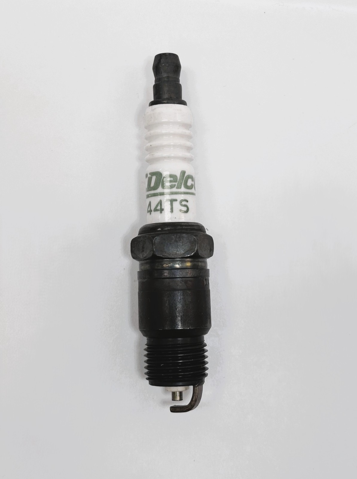 R44TS Spark Plugs ACDelco