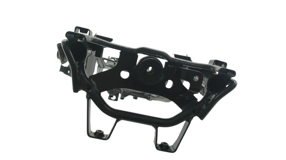 Boucle de cadre arrière SUZUKI GSR 600 2006 à 2011 - Photo 4/4