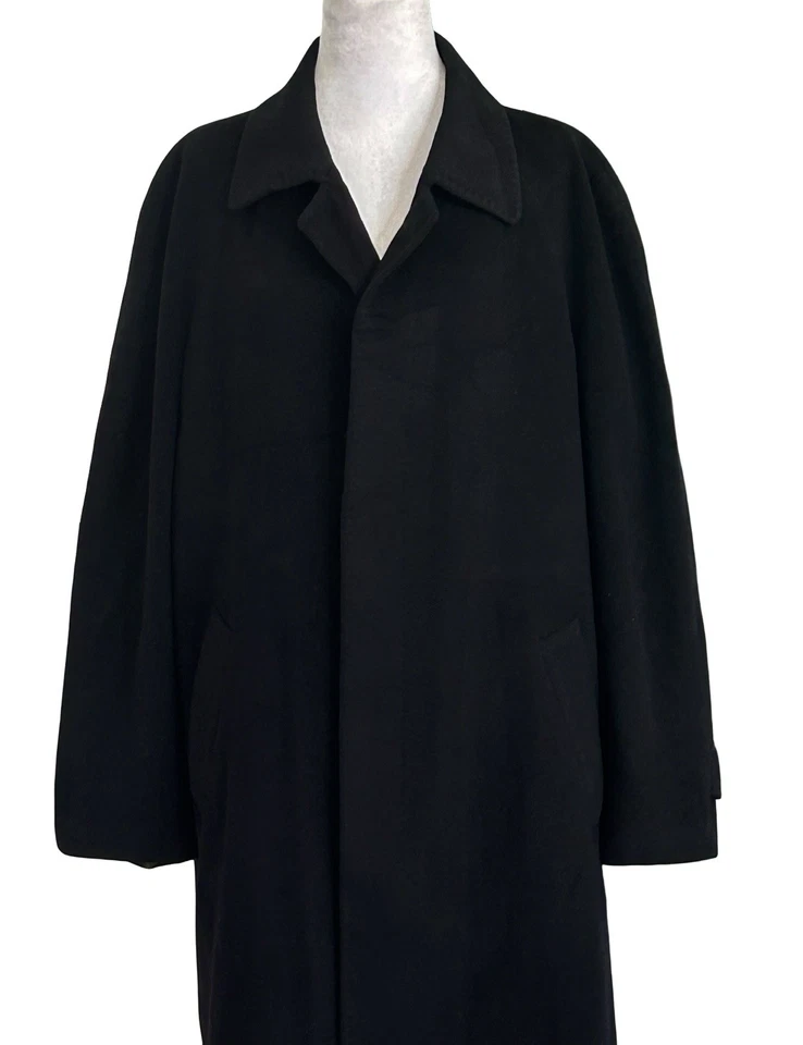 Vtg Saks Fifth Avenue Men’s Black Overcoat Made in Italy Cashmere Wool Blend L - Image 3 of 4