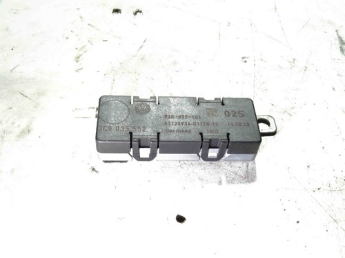 VW PASSAT CC 357 Antennenverstärker  3C8035552 2.00 Diesel 103kw 2012 14590034