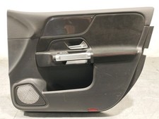 A2477204201 T&Uuml;RVERKLEIDUNG VORNE RECHTS / 3025761 F&Uuml;R MERCEDES-BENZ GLB X247 G