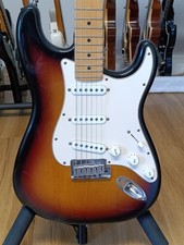 Fender Stratocaster USA Standard Sunburst incl. custodia