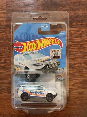 Hot Wheels Treasure   Treasure Hunt 2021 CHRYSLER PACIFICA Longcard + Protektor