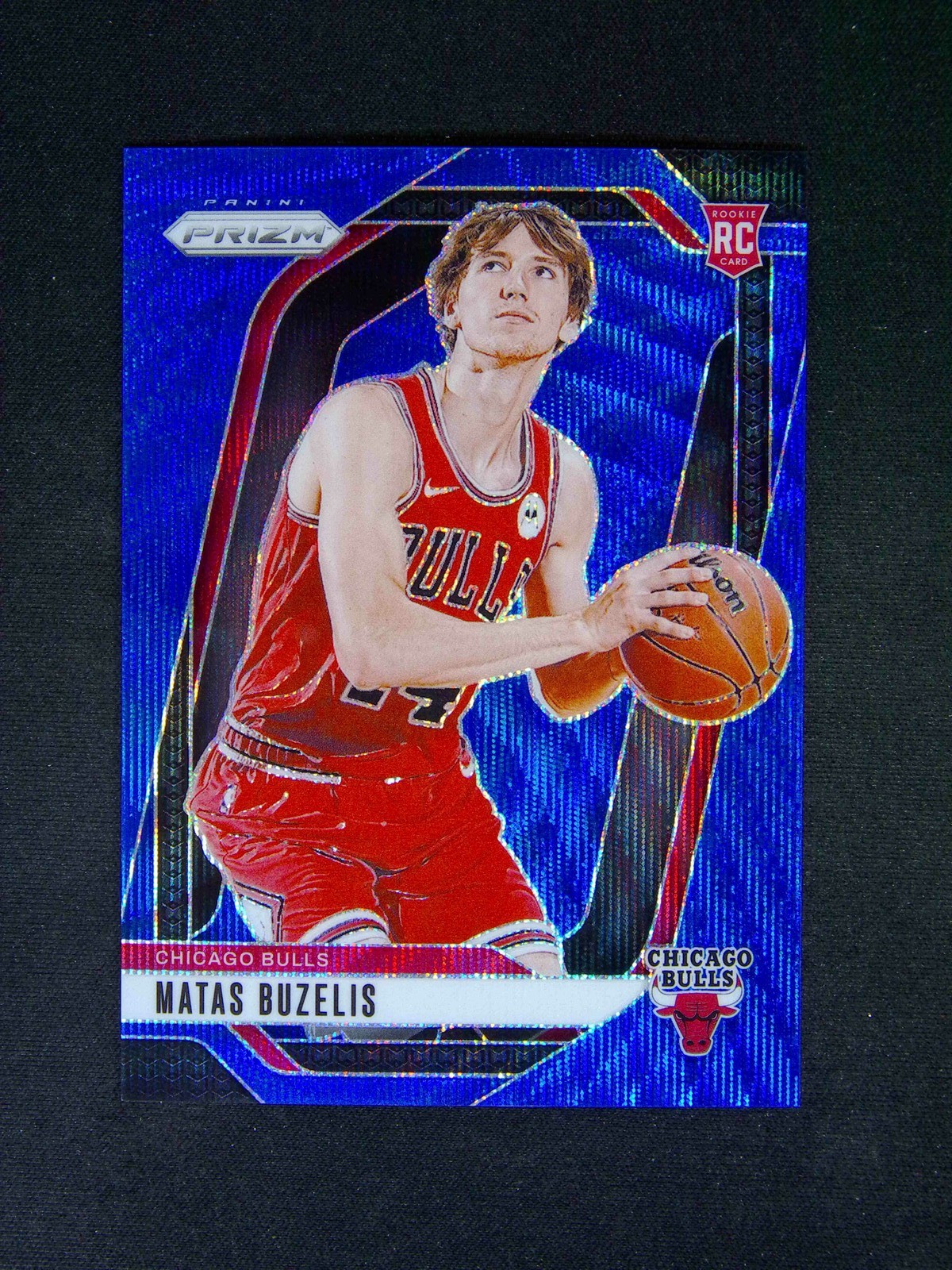 2024-25 Panini Prizm Matas Buzelis #252 RC Rookie Blue Wave /125
