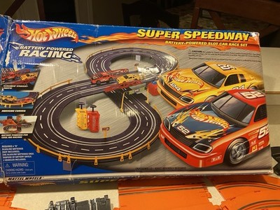 Hot Wheels Slot Car  Set   Incomplete 45 pcs For Parts Replacement