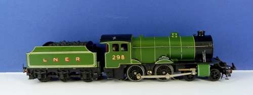 TRIX TWIN OO 3 RAIL AC 4/536 LNER GREEN PYTCHLEY 4-4-0 LOCOMOTIVE & TENDER - Picture 3 of 5