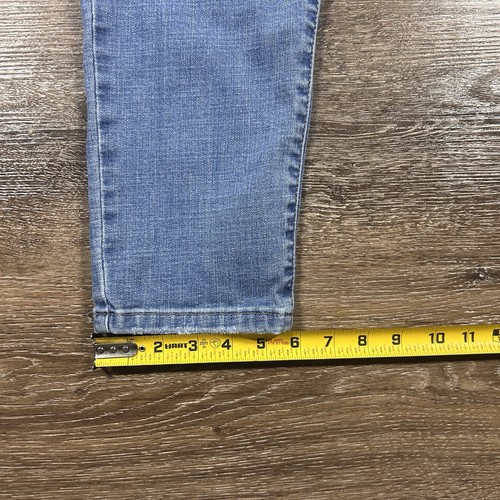 Levi's Boyfriend Jeans Women's Size 30 Blue Relaxed Straight Denim Casual - Picture 11 of 11