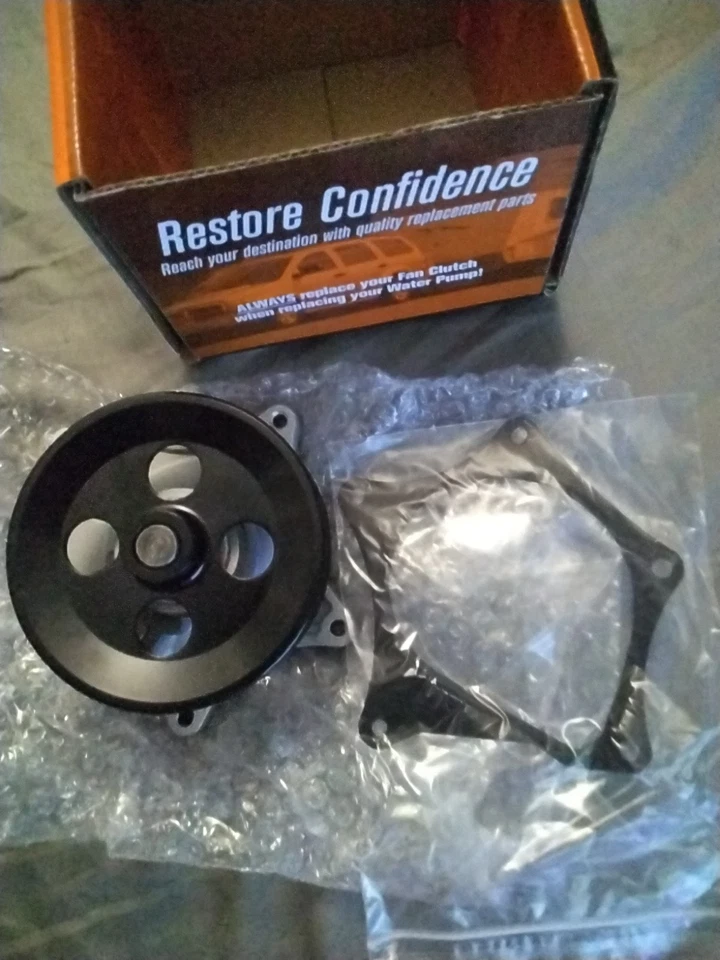 Bomba de agua Usmw US8147 BUICK CHEVY GMC 2016-2022 Foto 3 de 3