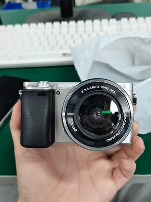 Sony Alpha a6000 24.3MP APS Mirrorless Camera with 16-50mm Len Kit -ILCE-6000