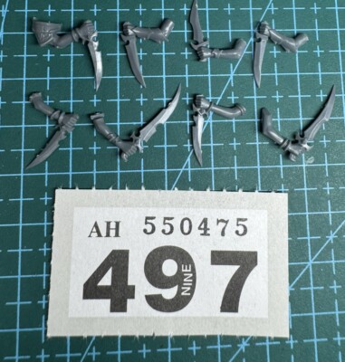 8 Schlachtschwestern Dolch Schwert Arm Hand Tochter Khaine Hexe Dunkelelfe AoS