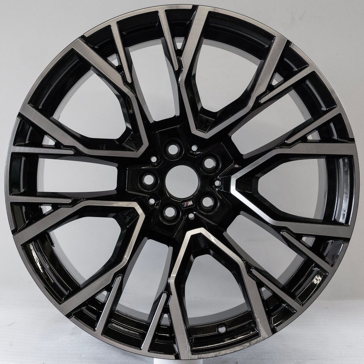 BMW X5M X6M Competition 21