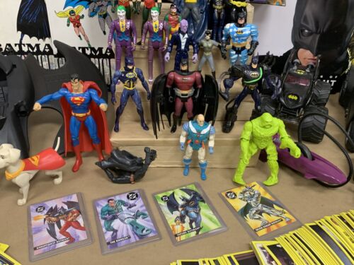 Enorme Lote De Colección - Moderno DC Comics Figuras De Acción Batman Libros Tarjetas Vehículos - Imagen 7 de 15