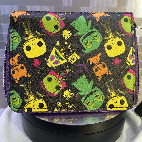 Loungefly Funko Pop! The Nightmare Before Christmas Black Light Wallet - Picture 10 of 14