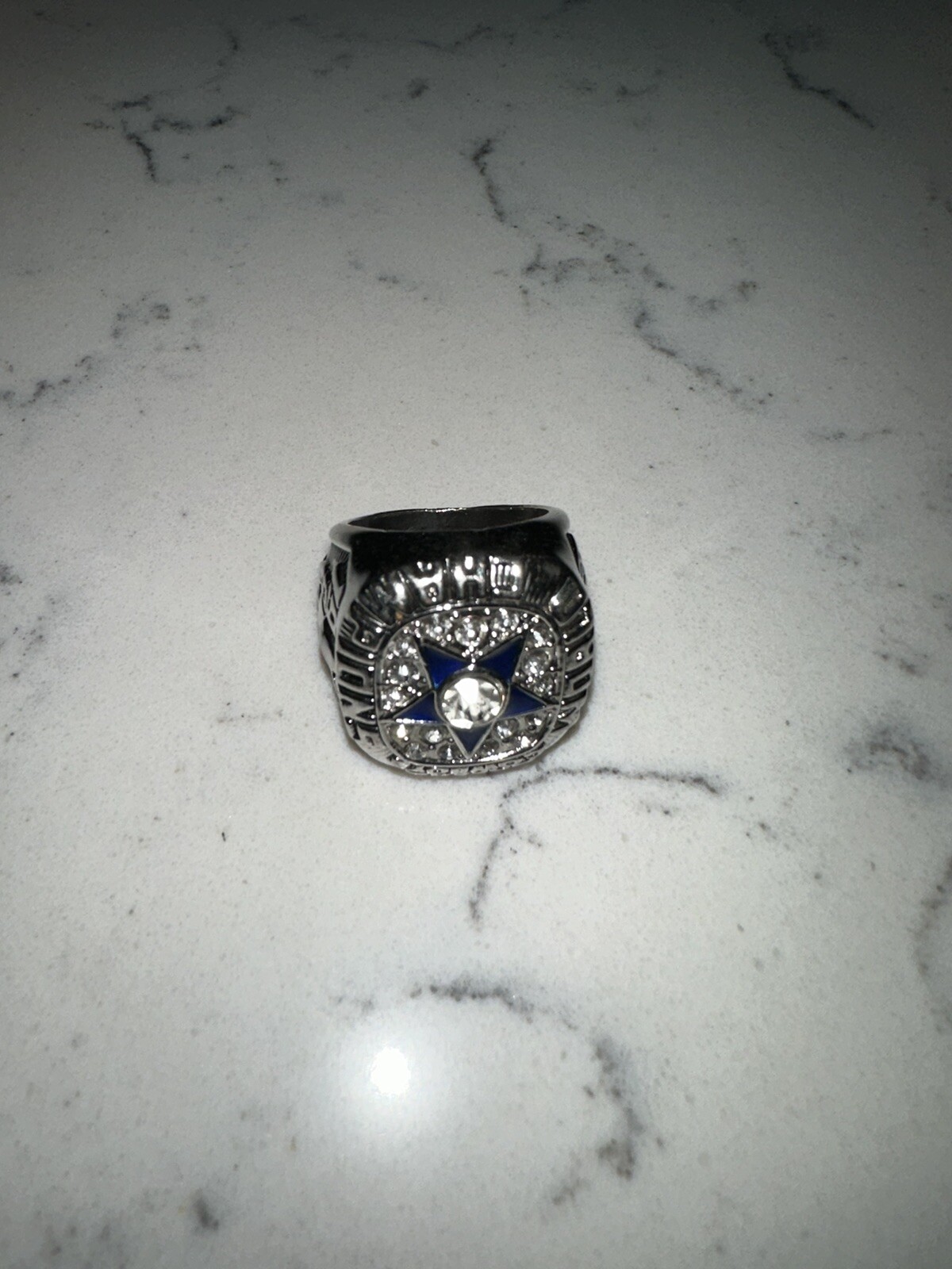 Picture 1 of 4