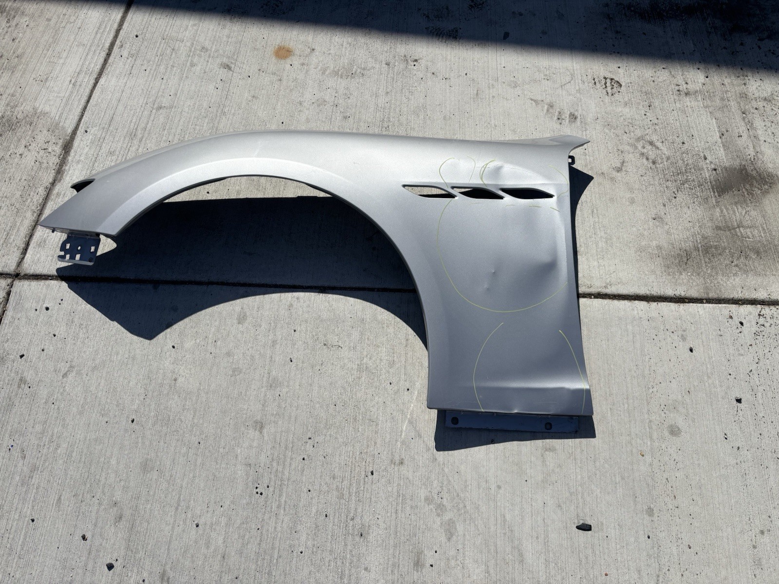 Maserati Ghibli 2014-2023 FRONT+LEFT Fender