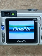 FUJIFILM FinePix F700 Digital Camera 6.2MP Point  Shoot Fuji NP-40 parts/repair