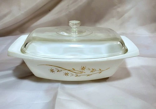 Vintage Pyrex #035 Golden Honeysuckle 2.5 Qt Casserole Dish w/ Lid