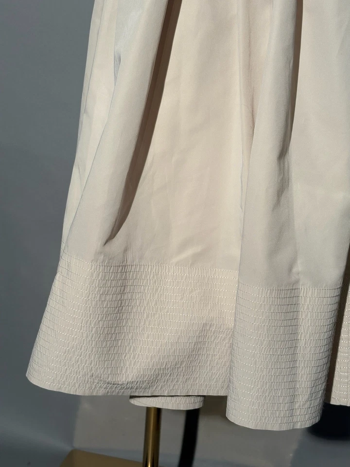 Vintage Style BCBG Women’s XS Two Tone Dress Black White No Sleeve - Image 4 of 4