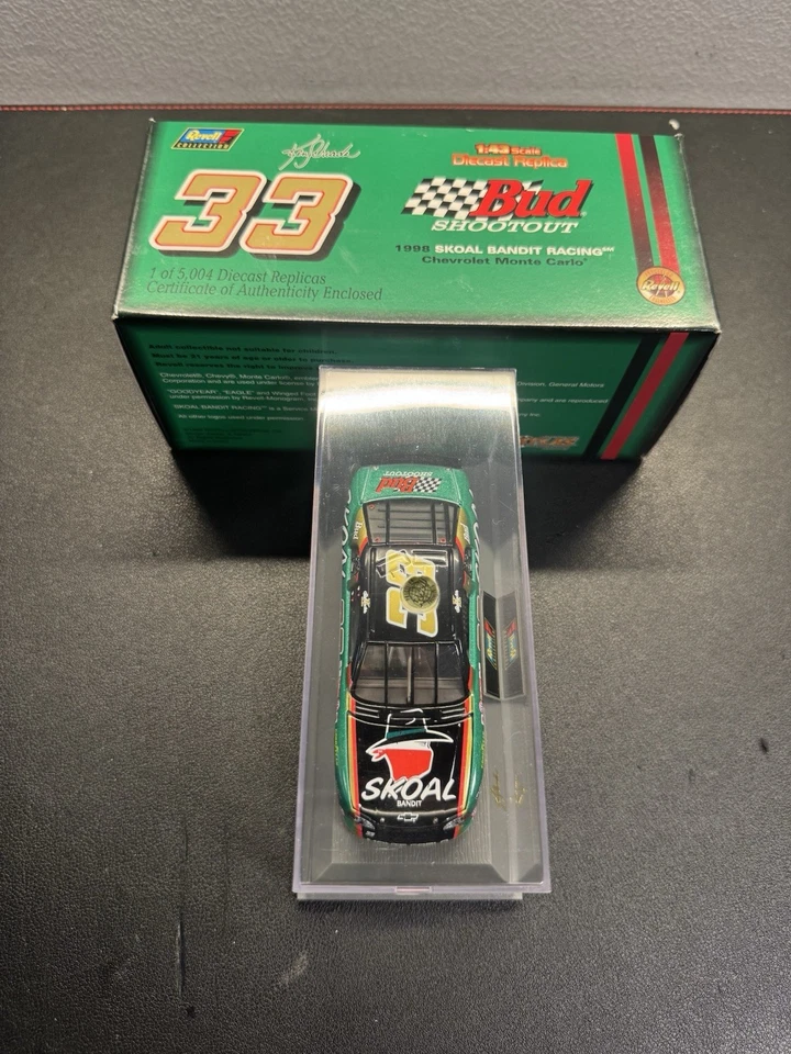 1998 Revel #33 Skoal Bud Shootout 1:43 Ken Schrader - Image 4 of 4