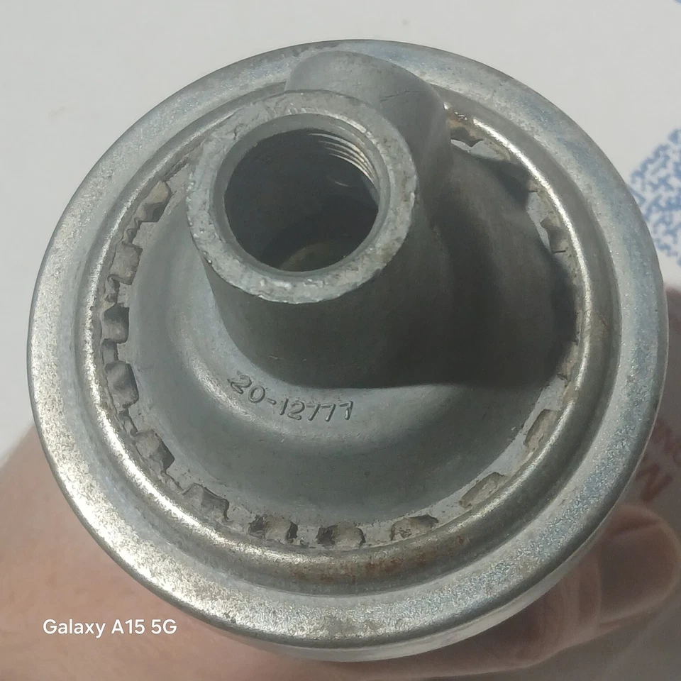 Ford Mustang 1969-71 6 cilindros 67-71 Mercury 6 cilindros distribuidor cámara de vacío NORS Foto 3 de 4