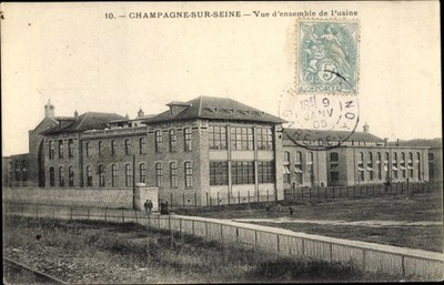 Ak Champagne sur Seine Seine et Marne, Vue d'Ensemble de l'usine - 2526425
