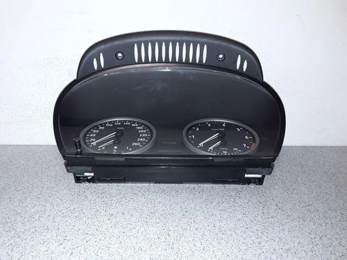 BMW 5 Touring E61 Kombiinstrument 62116945625 2.50 2004 33744352