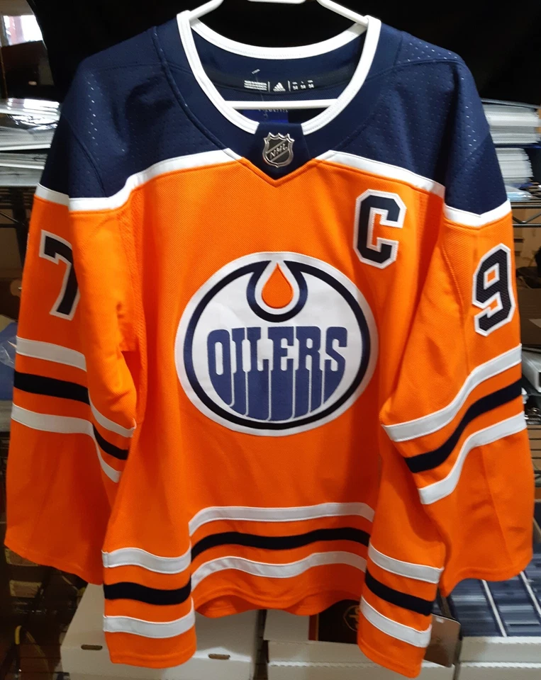 Connor McDavid Signed Jersey Adidas Authentic Edmonton Oilers Auto JSA/LOA - Image 3 of 4