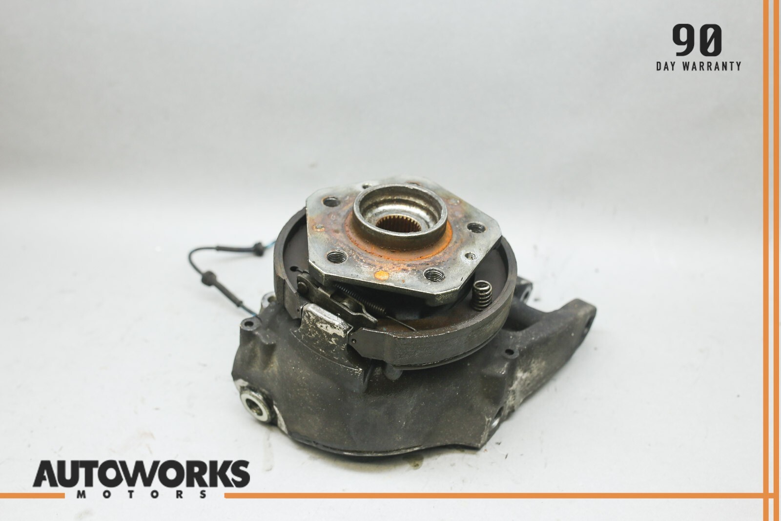 04-08 Maserati Quattroporte M139 Rear Right Spindle Knuckle Hub w/ Carrier OEM