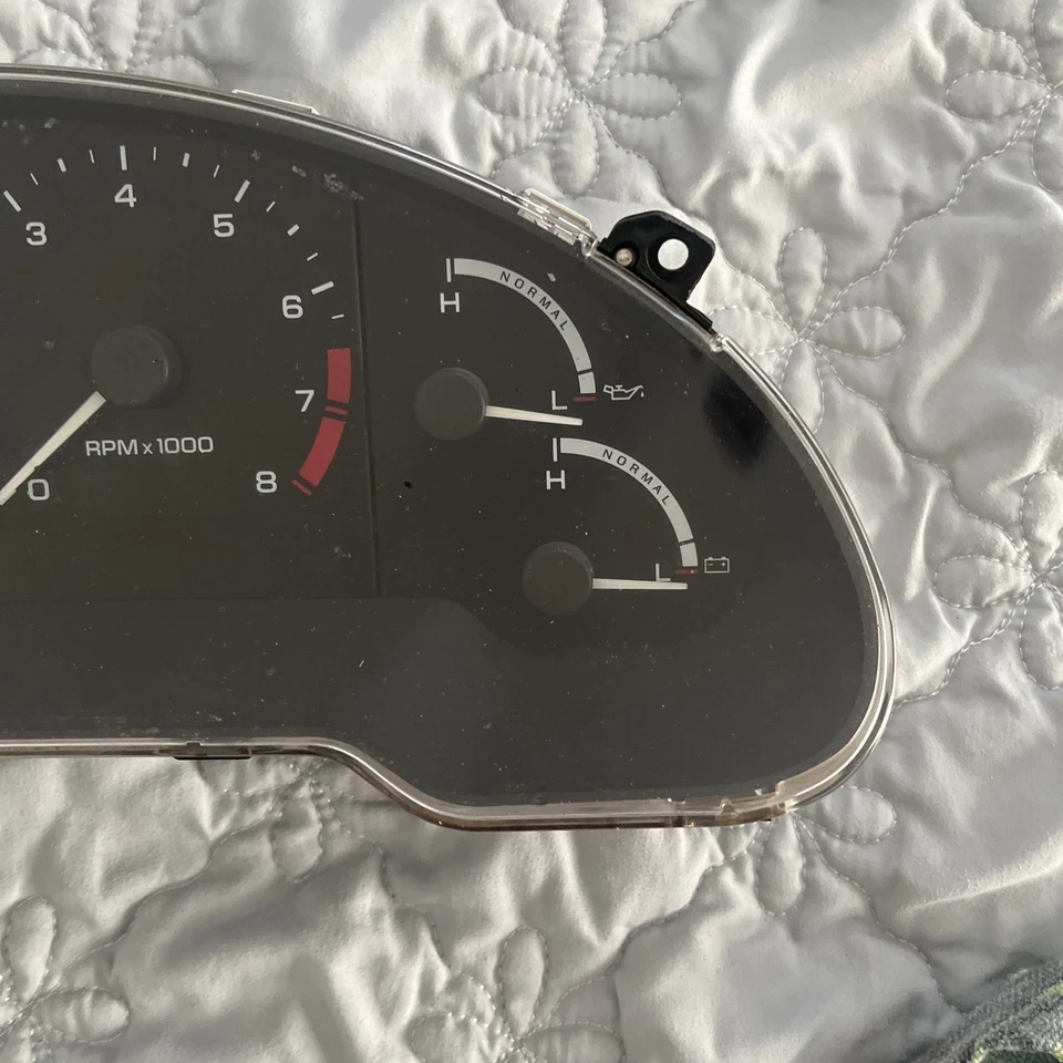 Cuadro de instrumentos Ford Probe 1993-1996 Foto 4 de 4