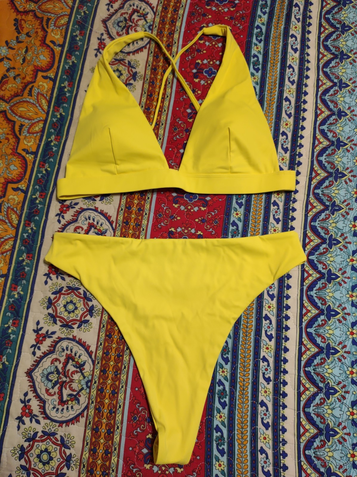 NWOT Two Piece Bright Yellow Thong Size XL Bikini Set Adjustable Straps Triangle