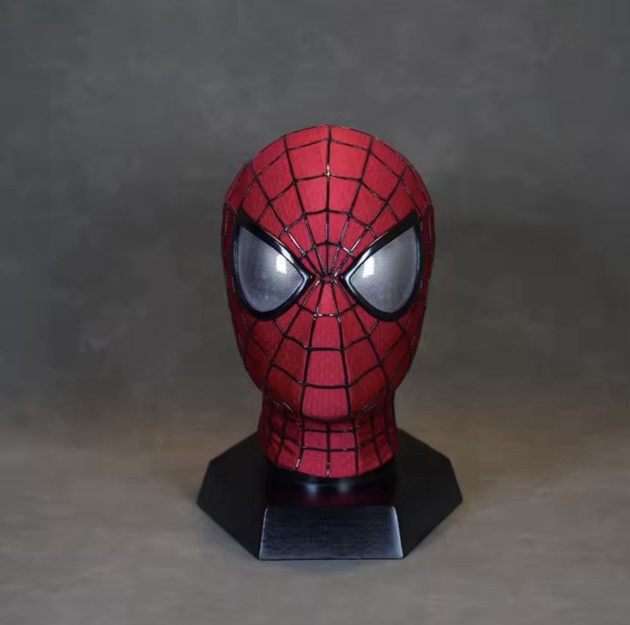 Máscara de hombre araña The Amazing Peter Parker para disfraces o Halloween