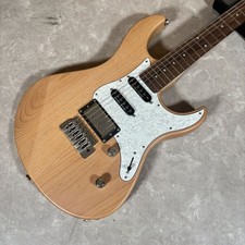 YAMAHA PAC612VIIX Electric Guitar Used