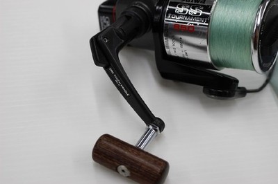 Daiwa Whisker Tournament SS 850 Spinning Reel *Used item, includes