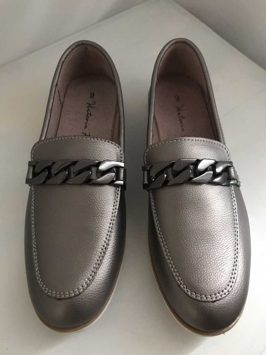 Victoria Hill Womens Shoes Loafers Size EU 37 Leather Taupe VGUC