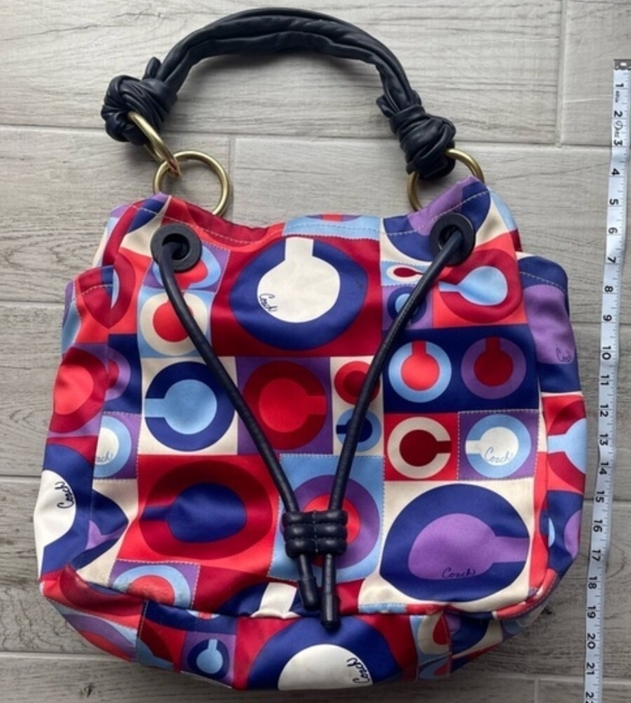 Coach Graphic Op Art Shoulder Bag 2008 Resort Collection
