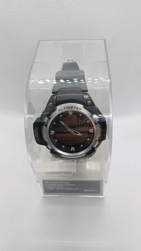 OROLOGIO DA POLSO CASIO SGW-400H-1BVER SPORTS DIGITALE con scatola e custodia originali - Immagine 4 di 4