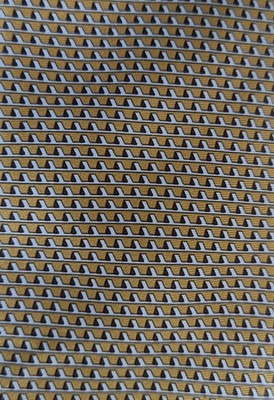 ALFRED DUNHILL SEIDENKRAWATTE SENFBRAUN & WEISS GEOMETRISCH EINE MODE HOCHZEIT SCHÖNHEIT