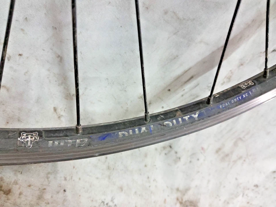 WTB Dual Duty XC 26" Front MTB Bike Wheel Silver 100mm 559ISO QR 32S Commuter :) - Image 3 of 4