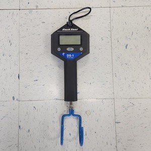 Park Tool DS-1 Digital Bike Weight Scale Clamp on Stand or Hang NO PACKAGE